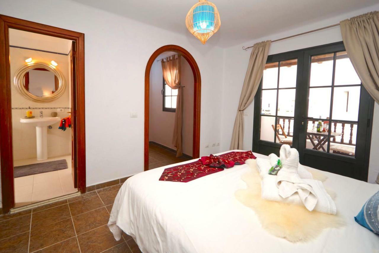 Casa Margarita - Shared Pool - Close To Seafront Promenade Punta Mujeres Exterior photo