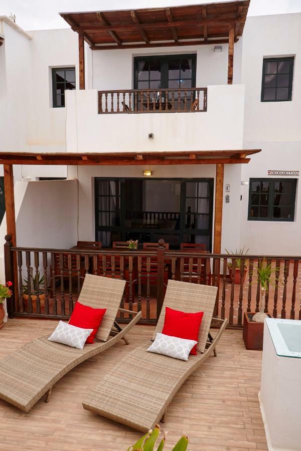 Casa Margarita - Shared Pool - Close To Seafront Promenade Punta Mujeres Exterior photo